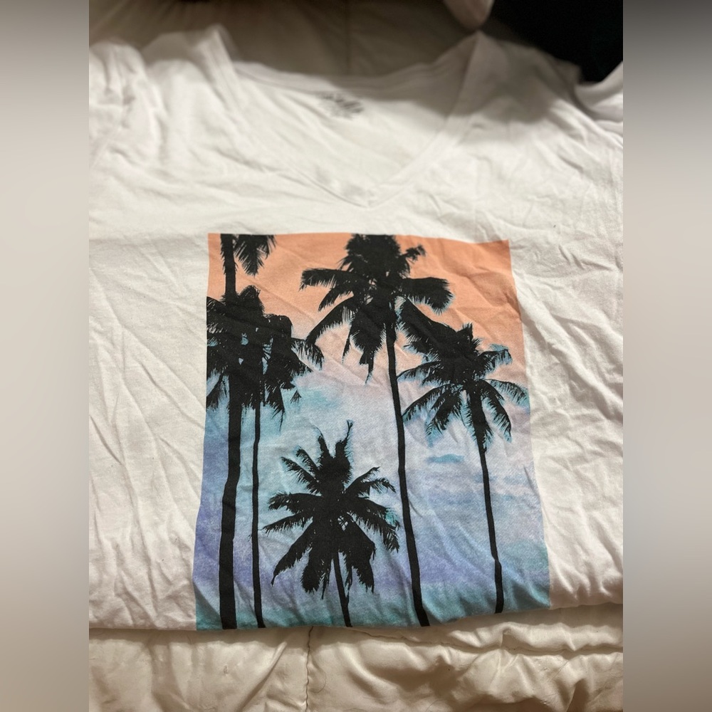 Lane Bryant V-Neck tropical graphic print tee